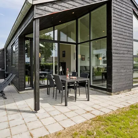 Stygg - 75m From The Sea By Interhome Hébergement de vacances